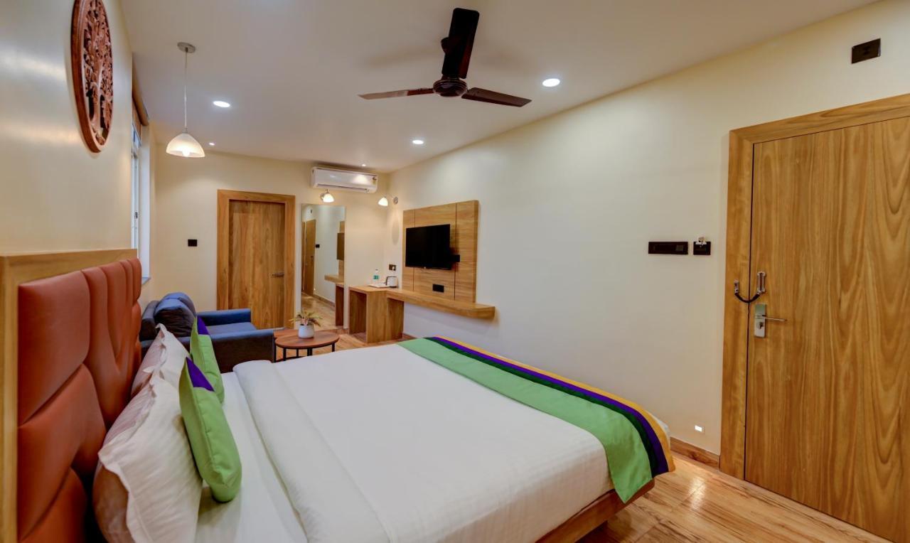 Treebo Aasma Downtown Hotel Bhubaneswar Exterior foto
