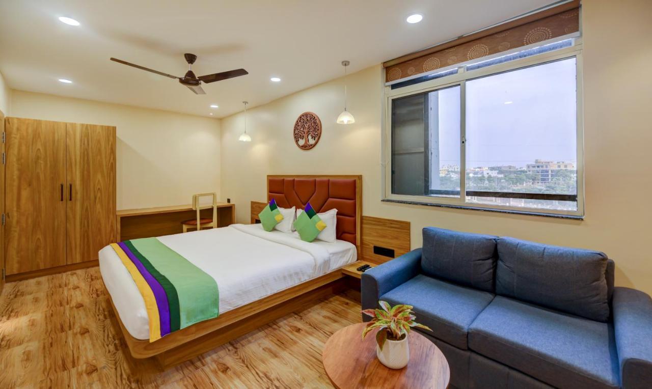 Treebo Aasma Downtown Hotel Bhubaneswar Exterior foto